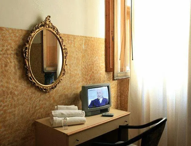 Hotel Ariston