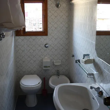 Hotell Ariston 2*