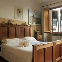 Ariston فندق