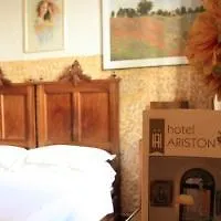 Ariston فندق فلورنس